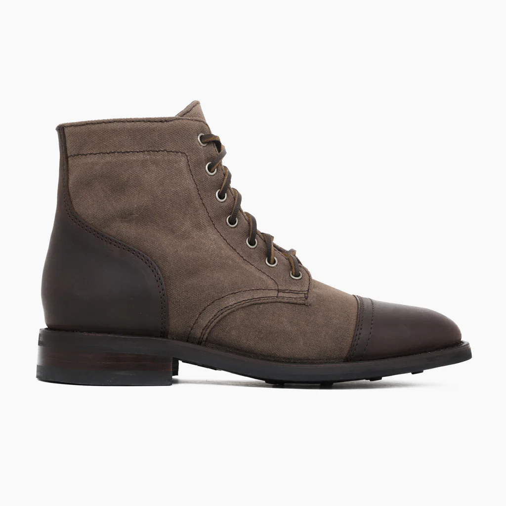 Captain | Dark Oak