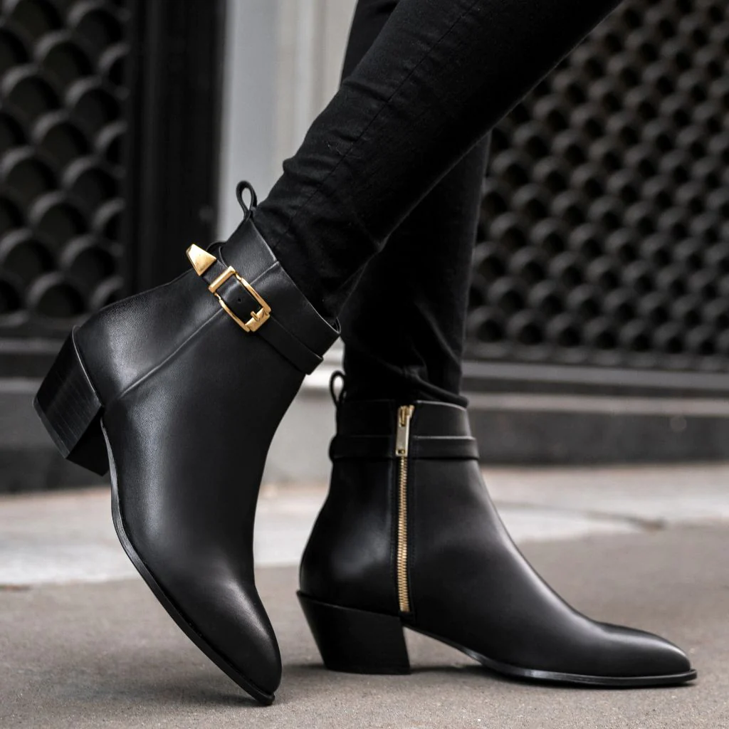 Charm | Black - Thursday Boots
