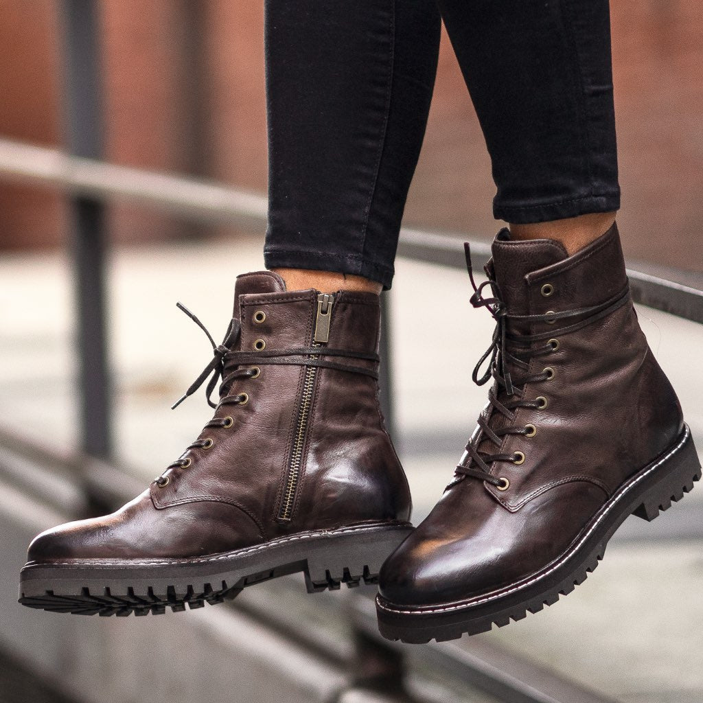 Combat | Java - Thursday Boots