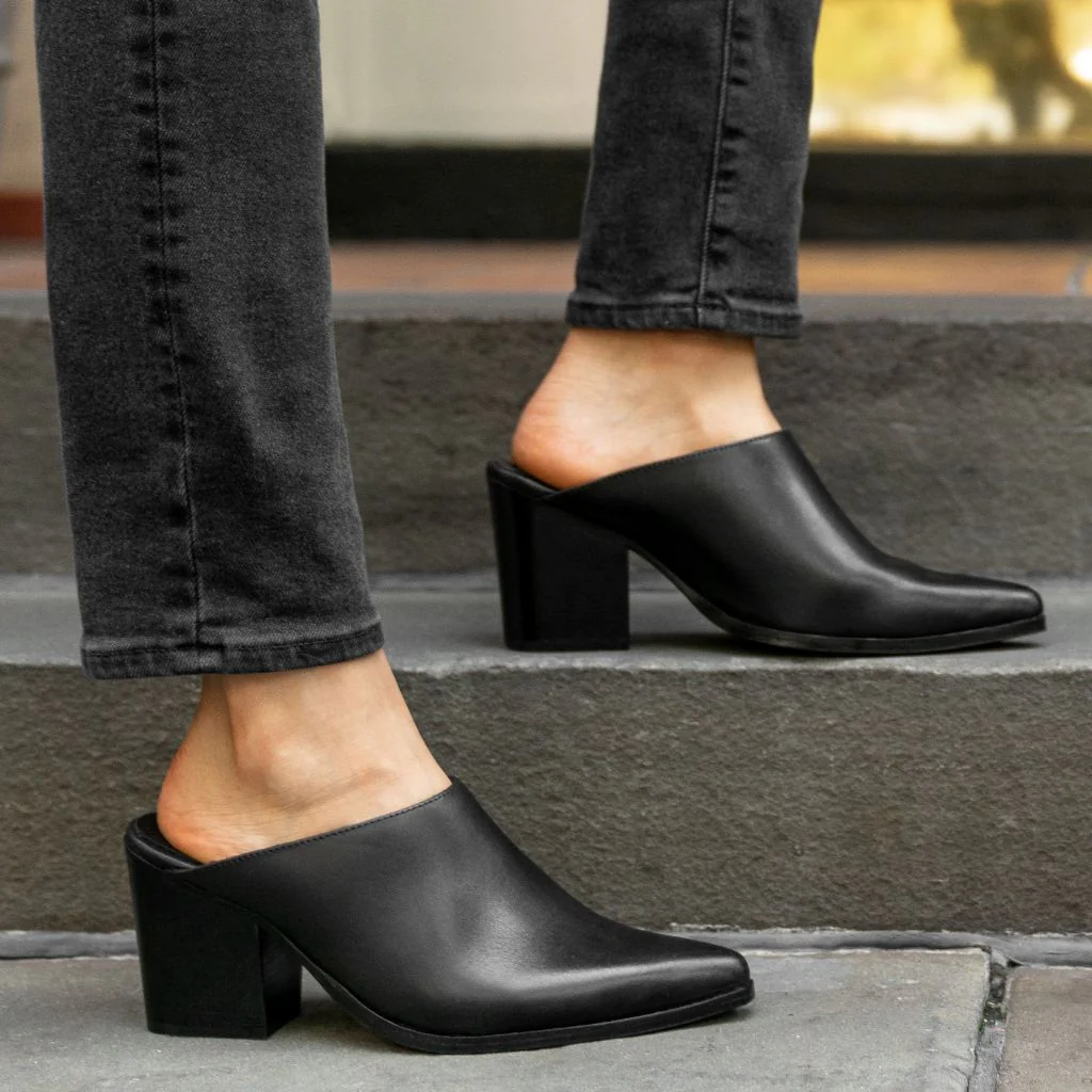 Summer | Black - Thursday Boots