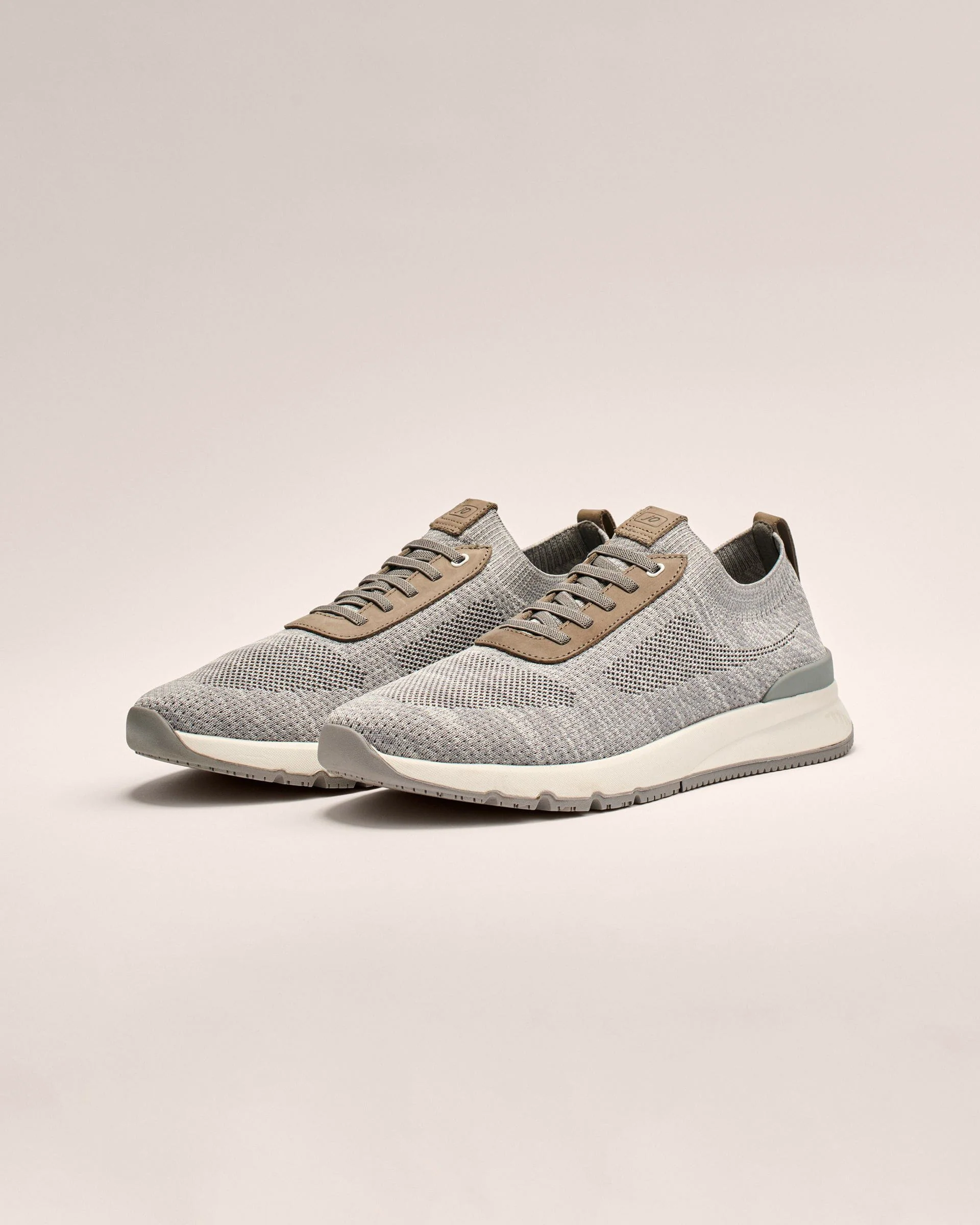 Knit Mesh Runner