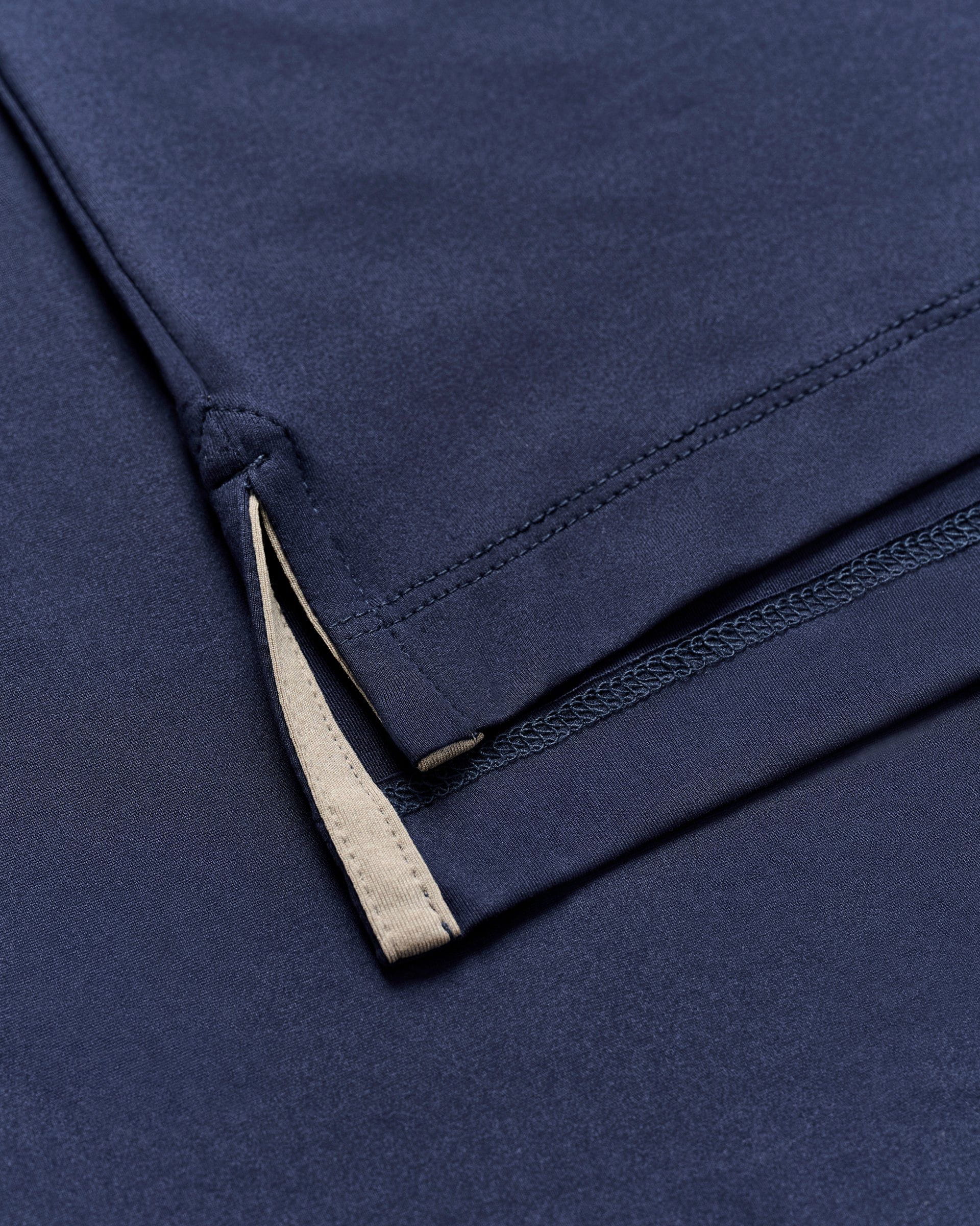 Featherweight Performance Polo - Huronn