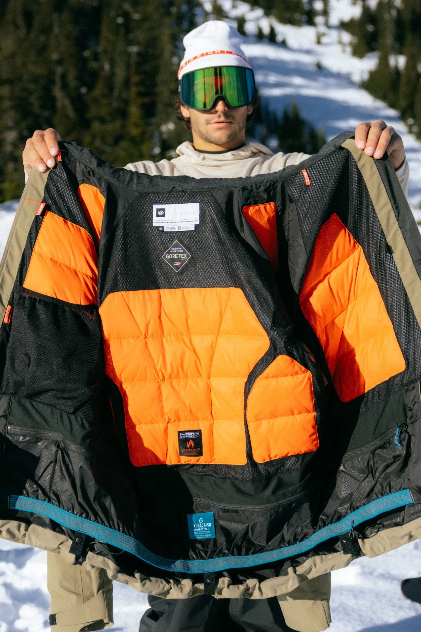 686 Mens Snow Jacket GORE-TEX Hydra Down Thermagraph