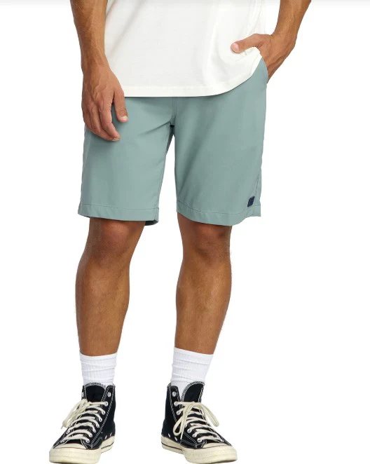Billabong Mens Shorts Surftrek Journey 20 Hybrid