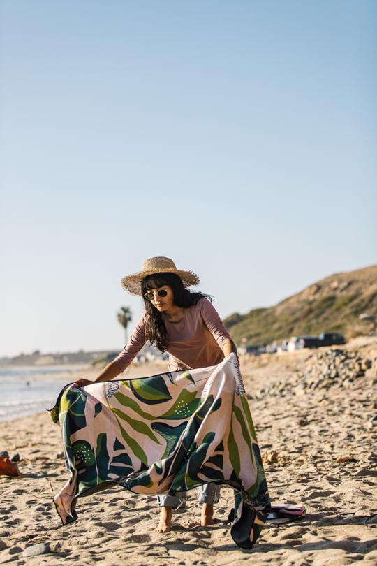 Nomadix Towel Monstera Green Pink