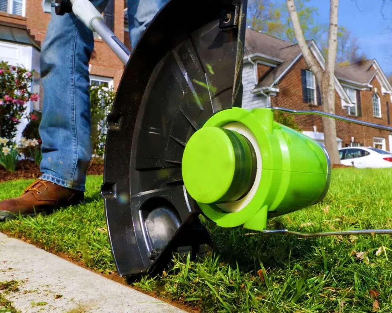 40V 17 Push Mower, 13 String Trimmer & 390 CFM Blower Combo Kit w/ 4.0Ah Battery & Charger