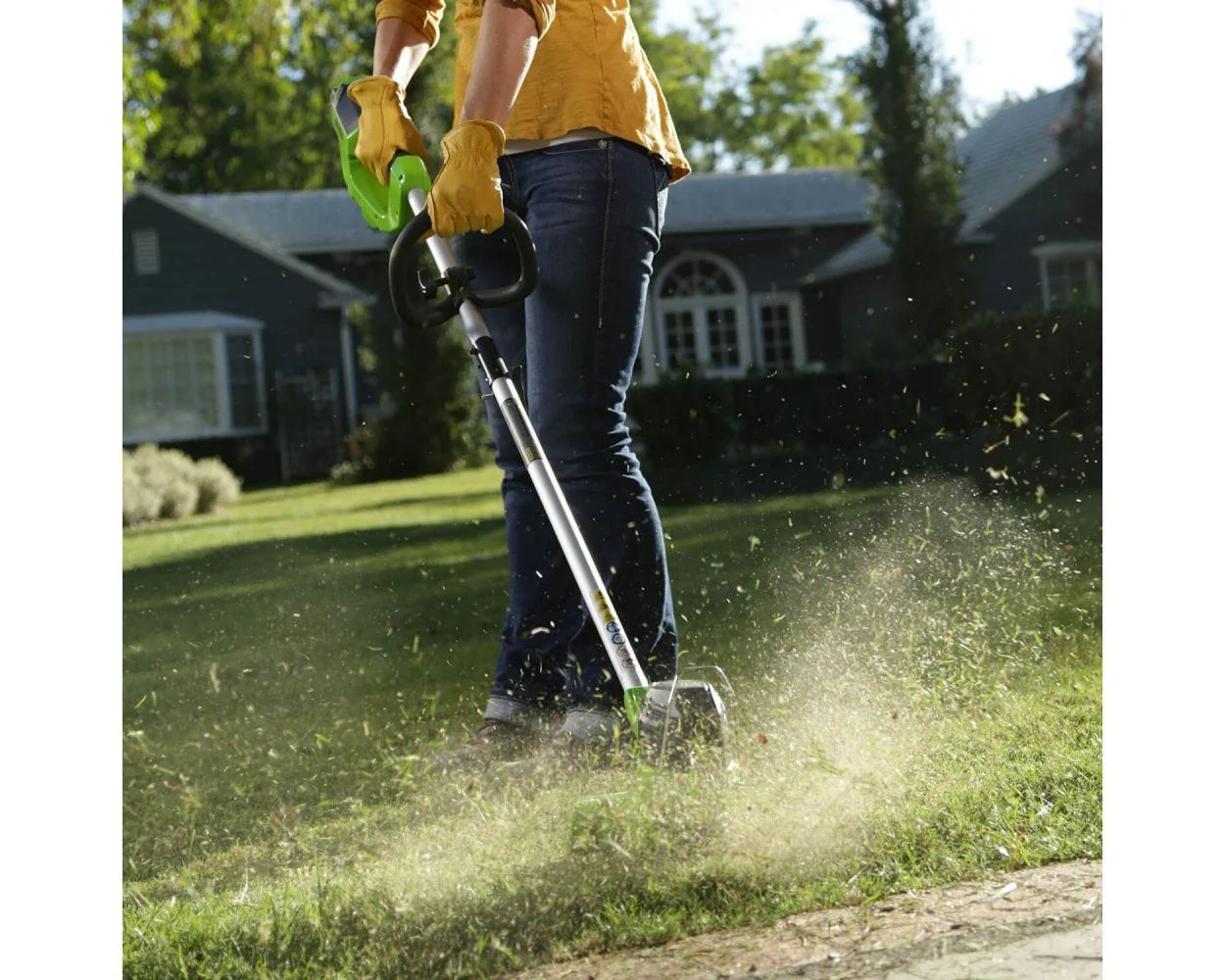 40V 12 Cordless Battery String Trimmer, 550 CFM Blower & 24 Hedge Trimmer Combo Kit w/ 2.0 Ah Battery & Charger