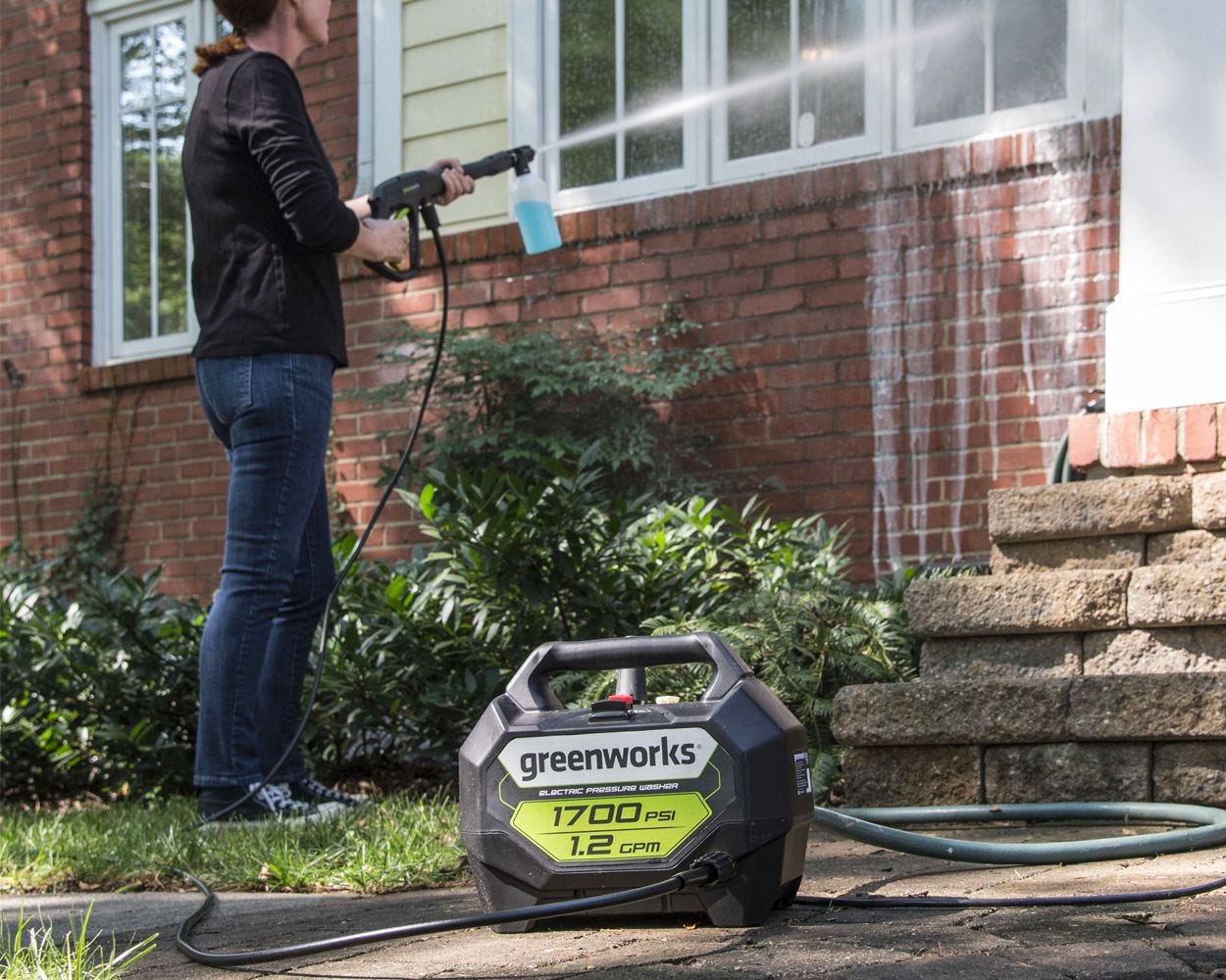 1700-PSI Hand Carry 1.2-GPM Electric Pressure Washer