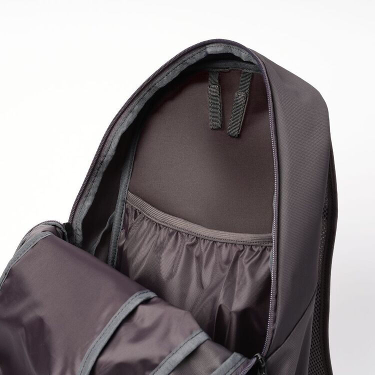 Mountain Designs Escape Lite Day Pack 18L Dark Slate 18 L