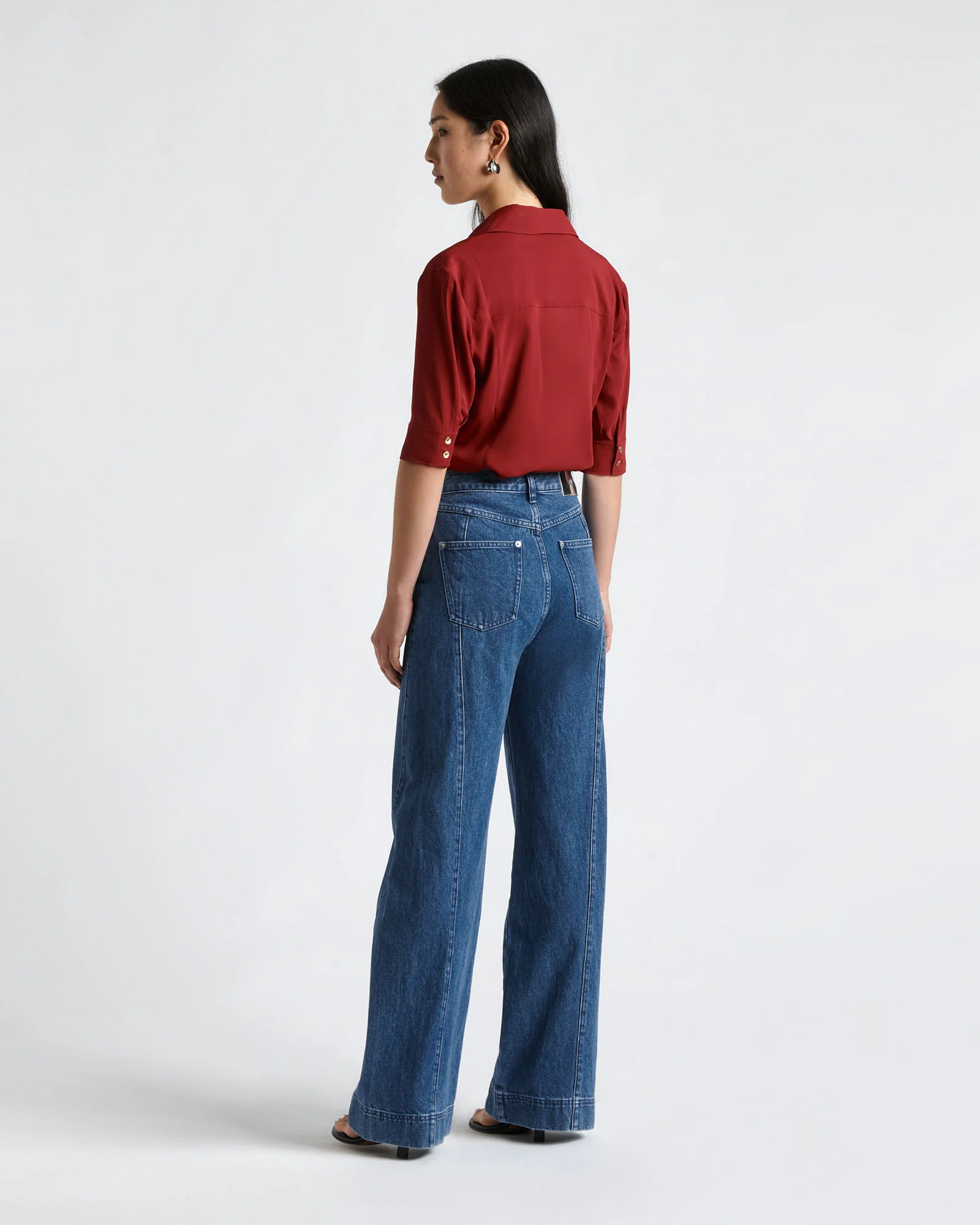 Short Sleeve Fitted Shirt