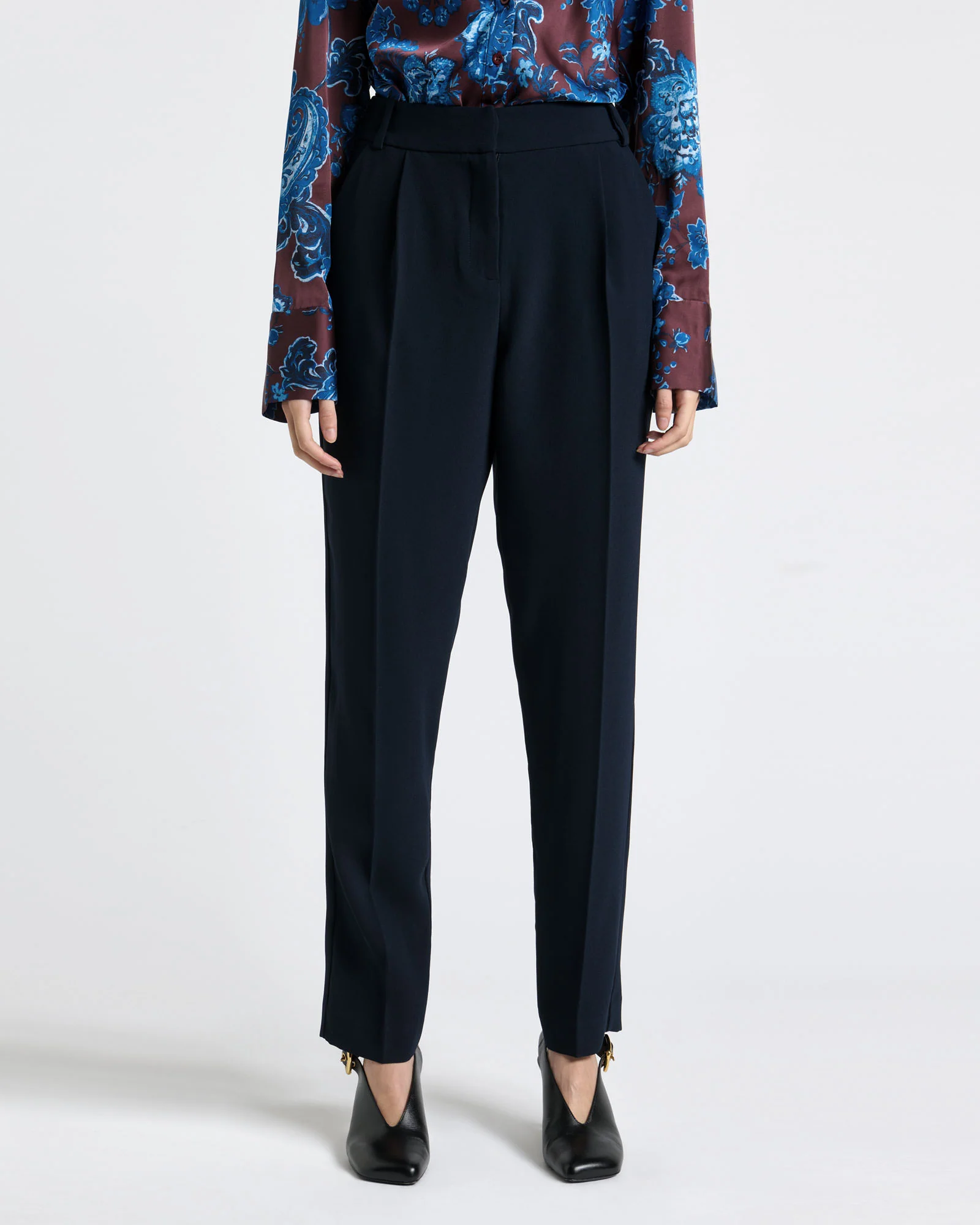 Satin Back Crepe Tapered Pant