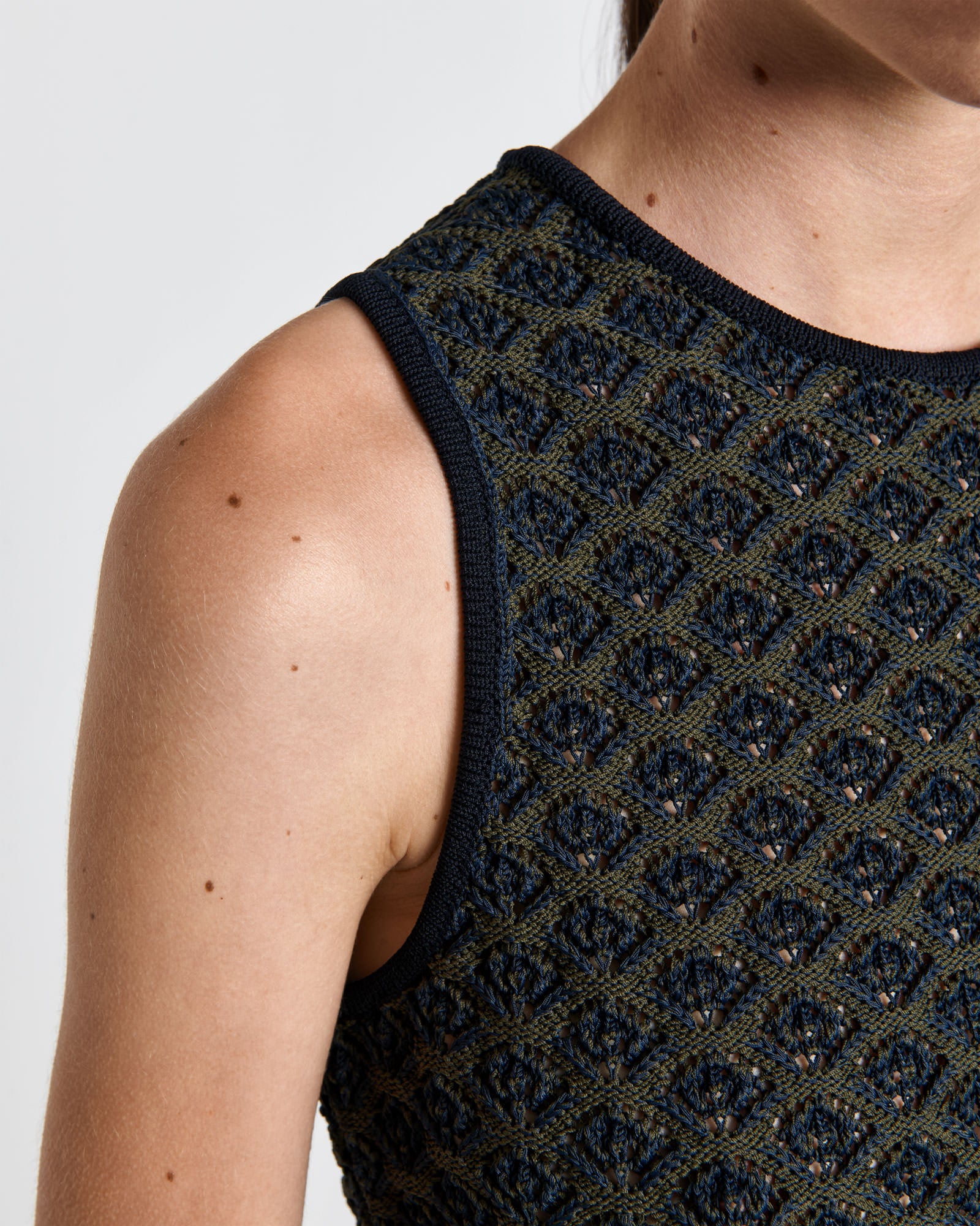 Diamond Pattern Knit Tank