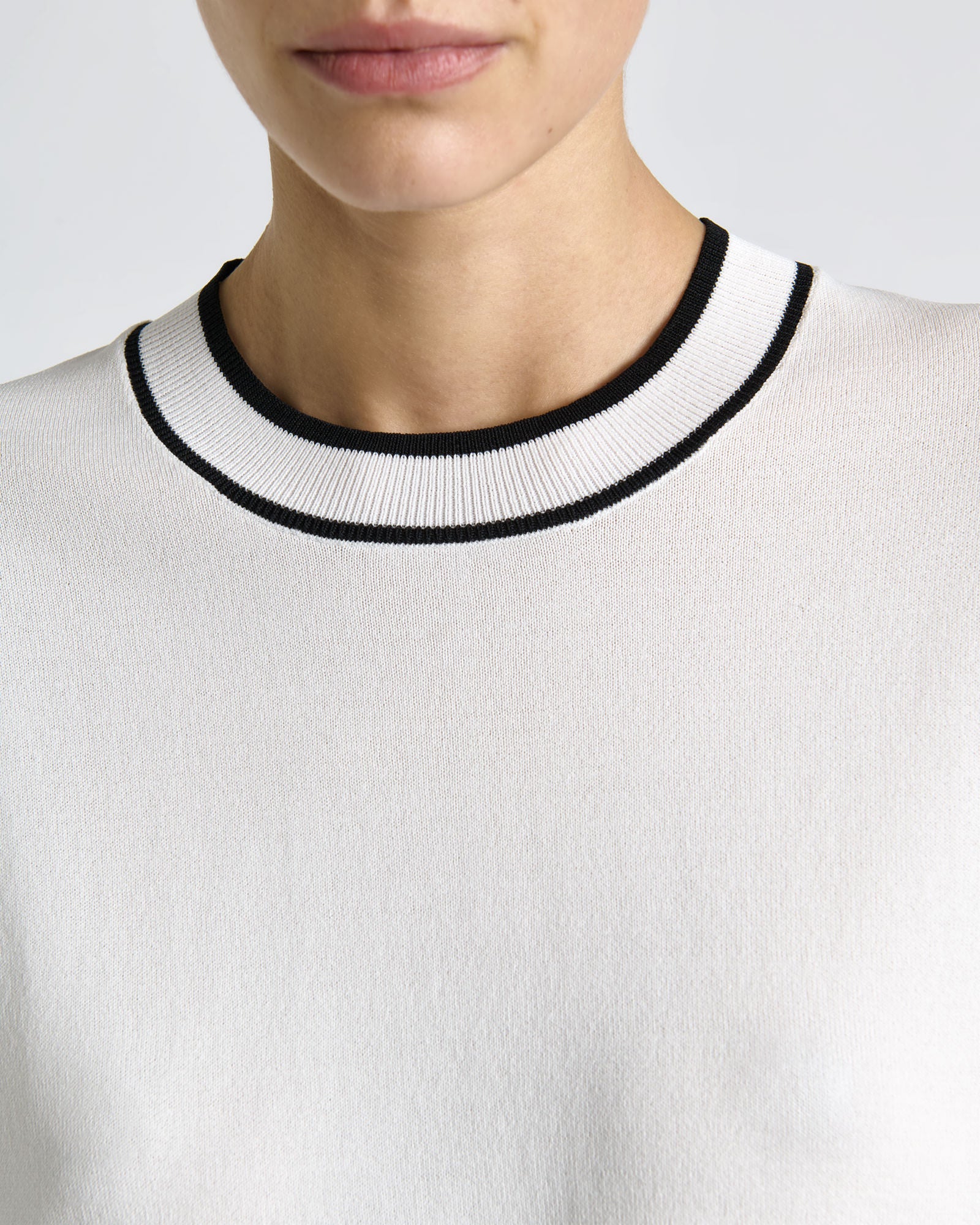 Knitted Tee with Contrast Tipping