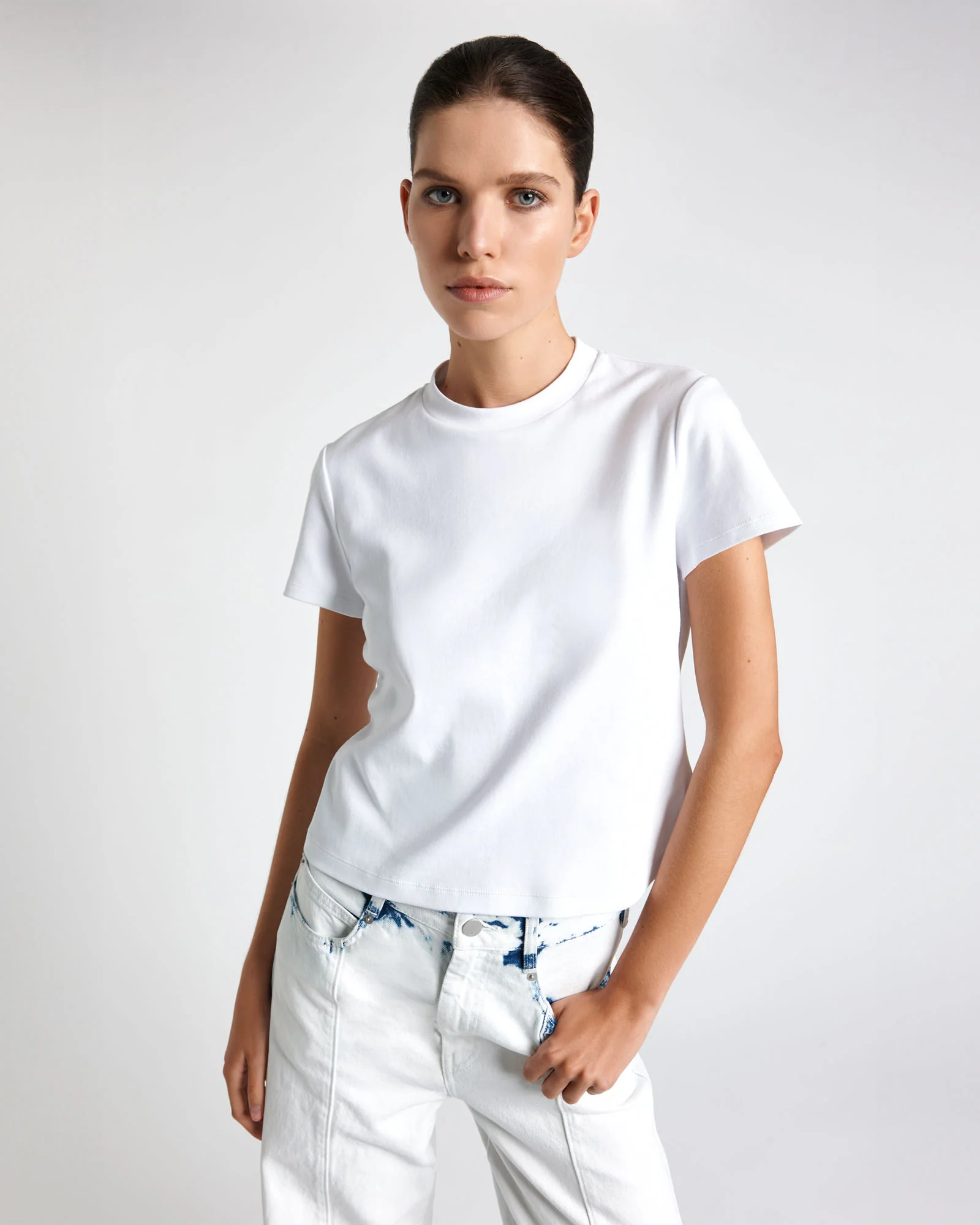 Good Earth Cotton Fitted Tee
