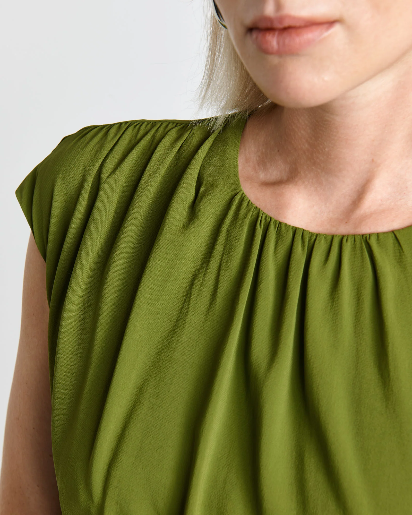 Soft Viscose Ruched Waist Midi Dress