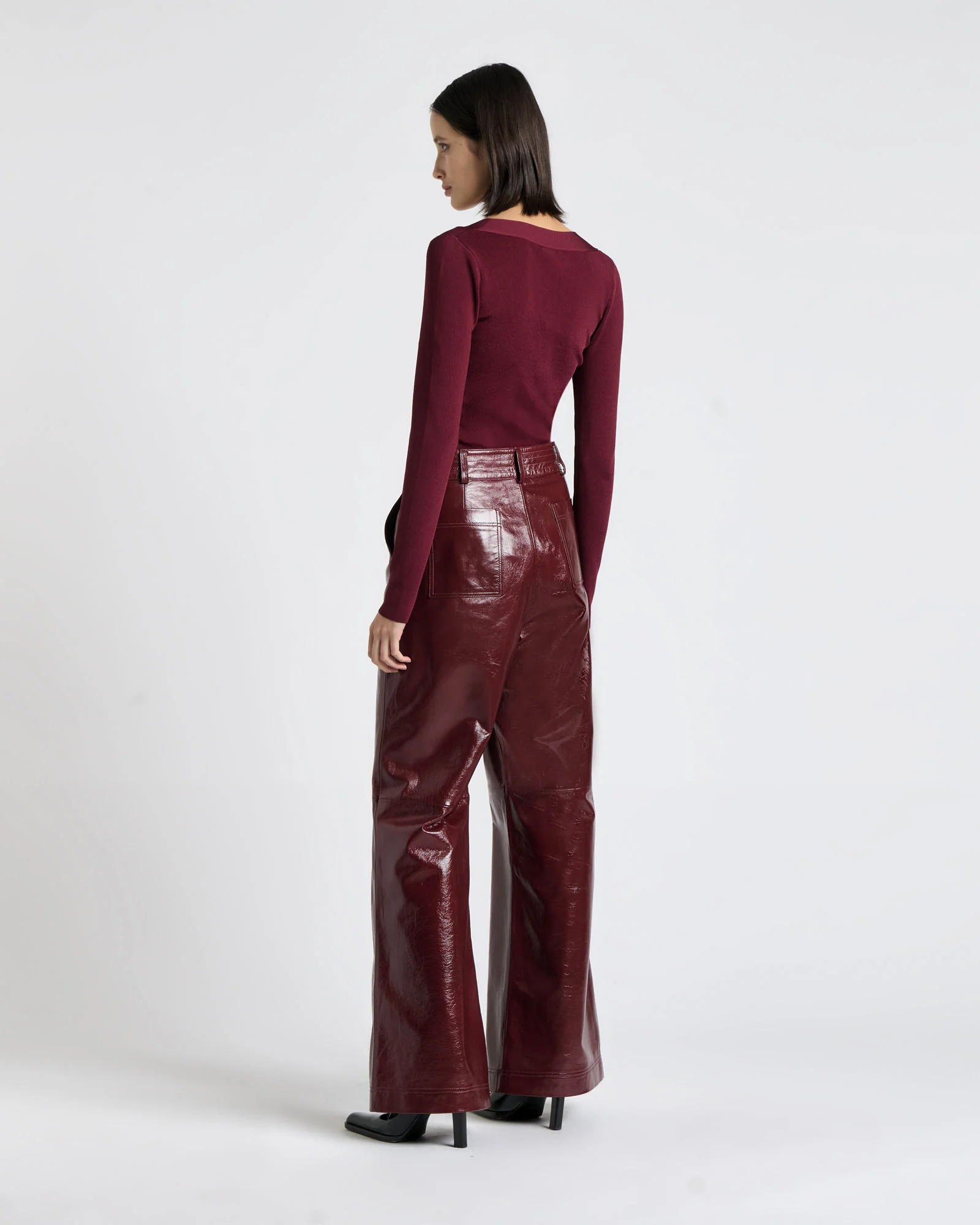 Burgundy Shiny V-Neck Long Sleeve Knit