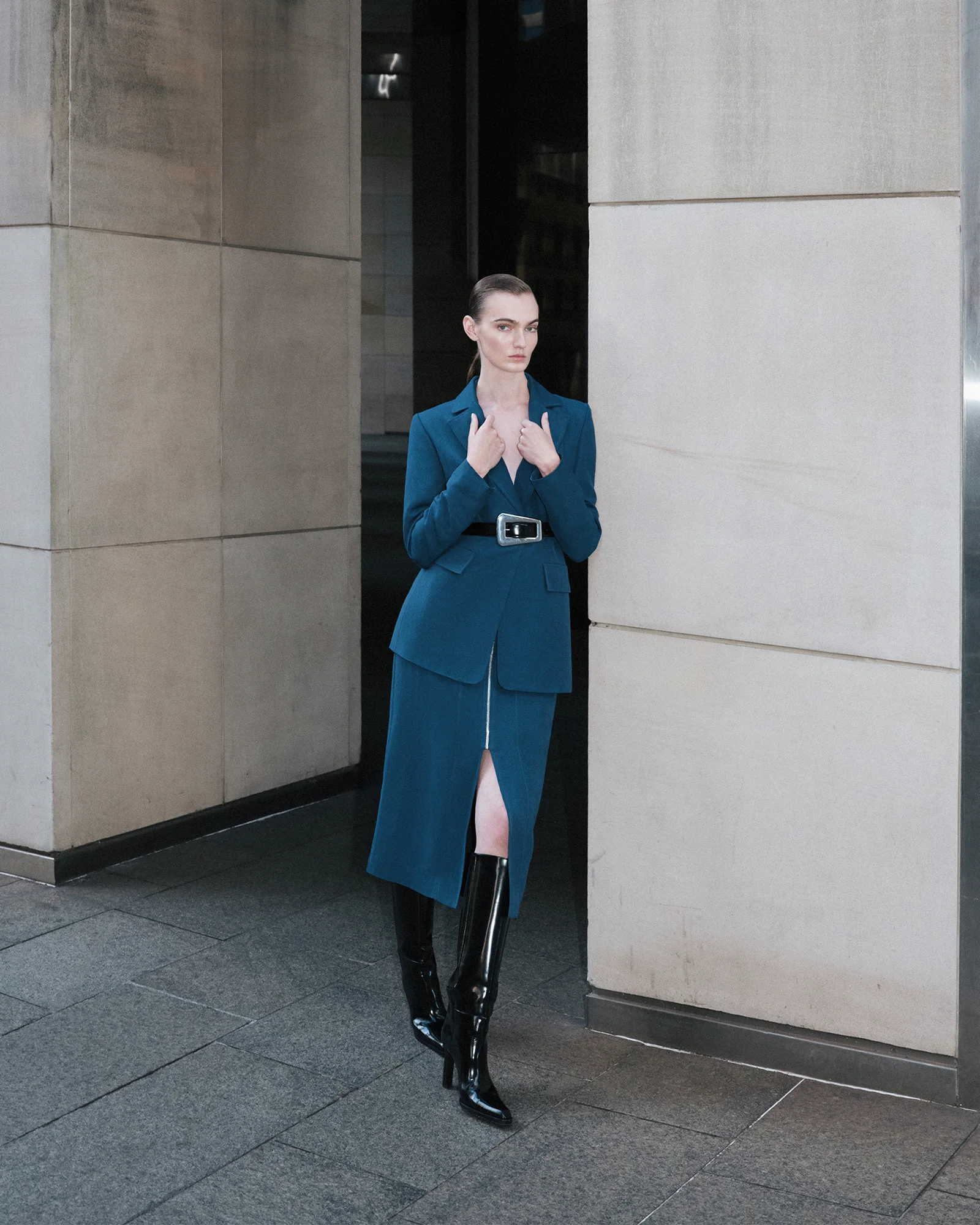 Linen Blend Hourglass Blazer