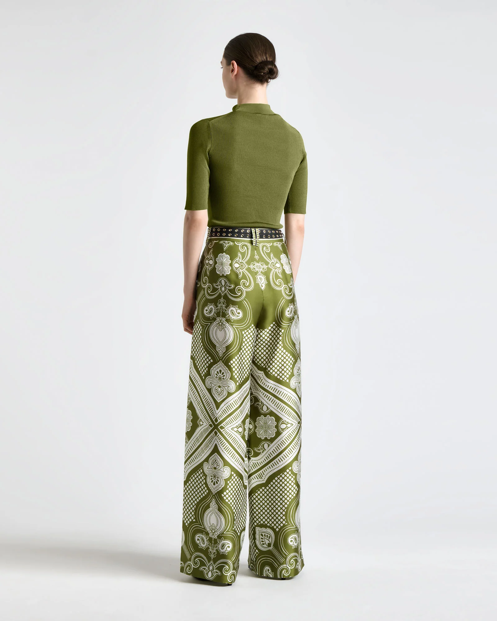 Shiny Rib Elbow Sleeve Knit