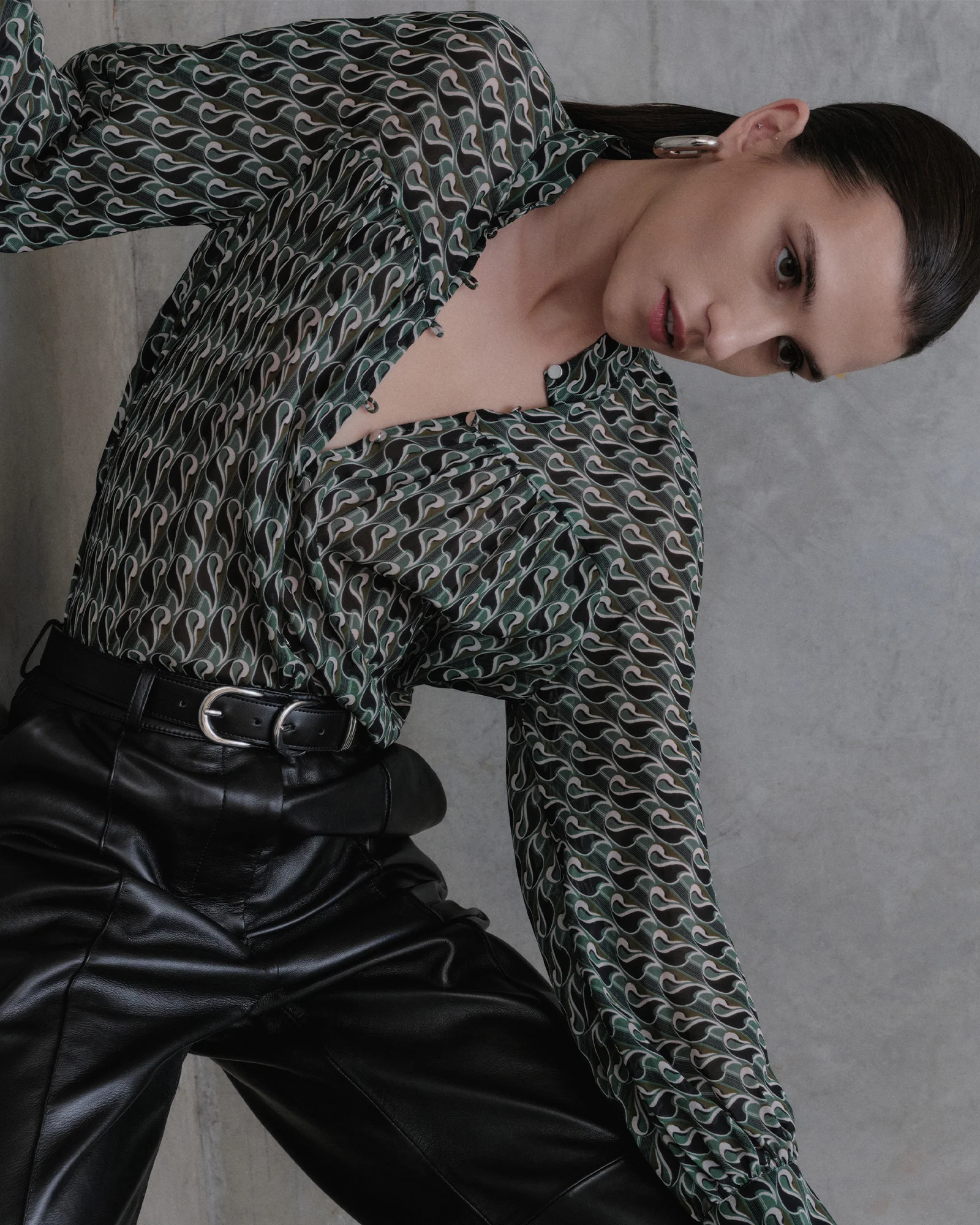 Mod Geo Long Sleeve Blouse