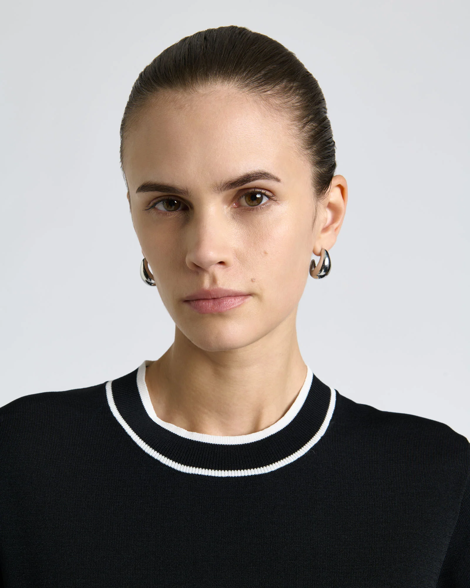 Knitted Tee with Contrast Tipping