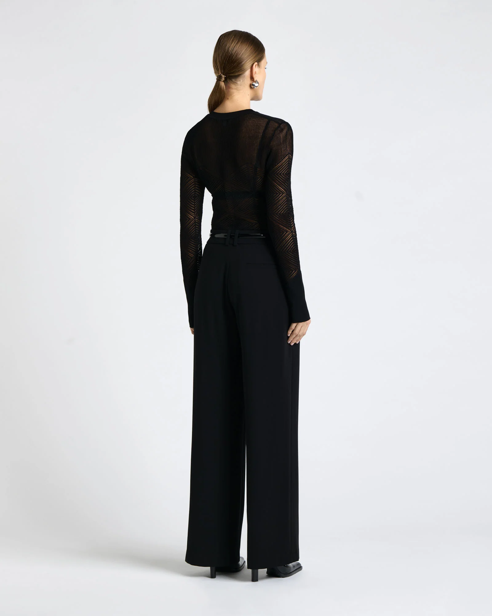 Long Sleeve Diamond Pattern Knit