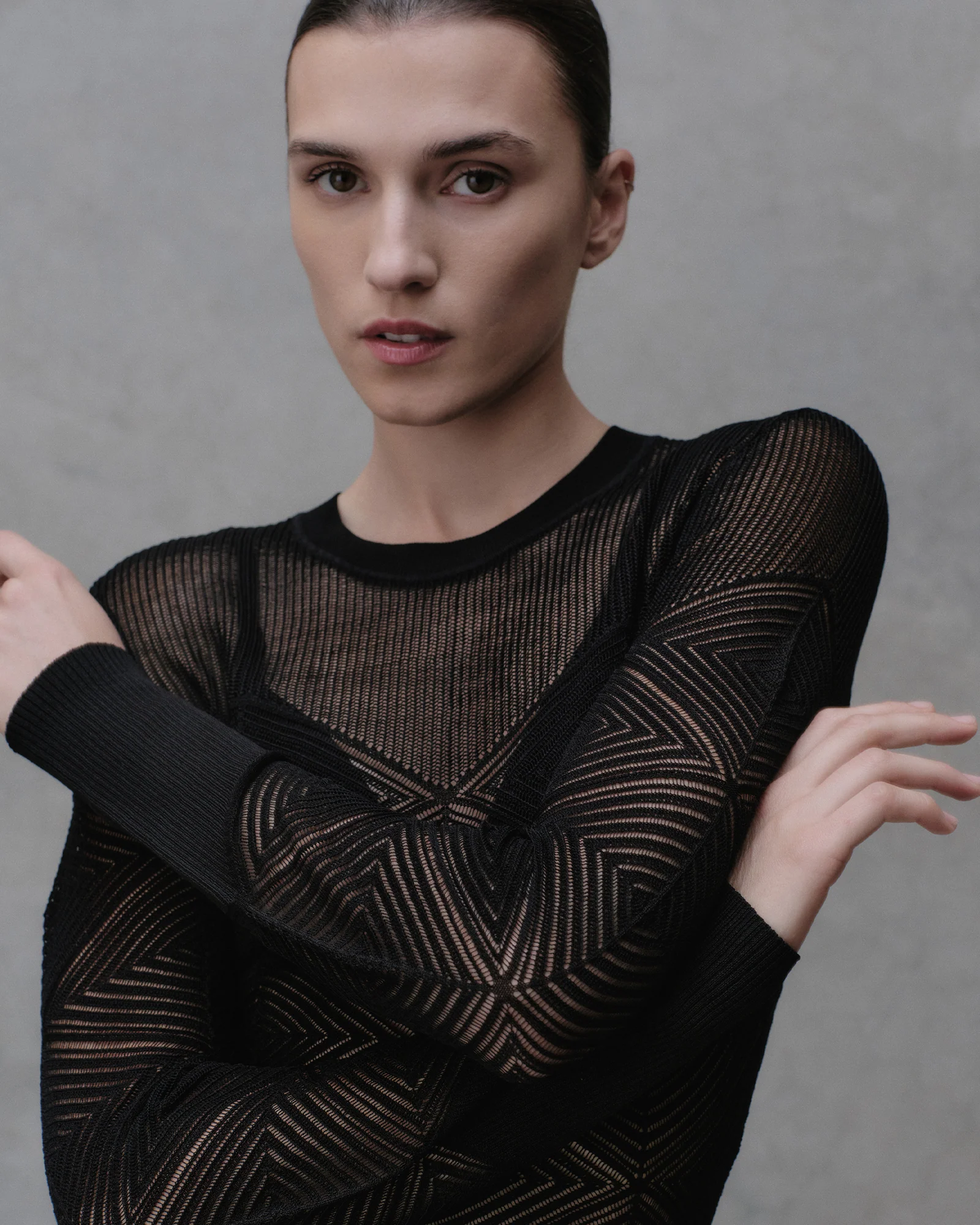 Long Sleeve Diamond Pattern Knit