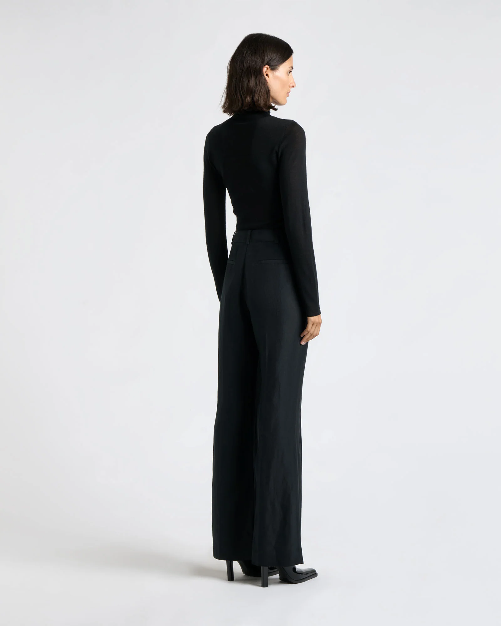 Linen Blend Bootleg Pant