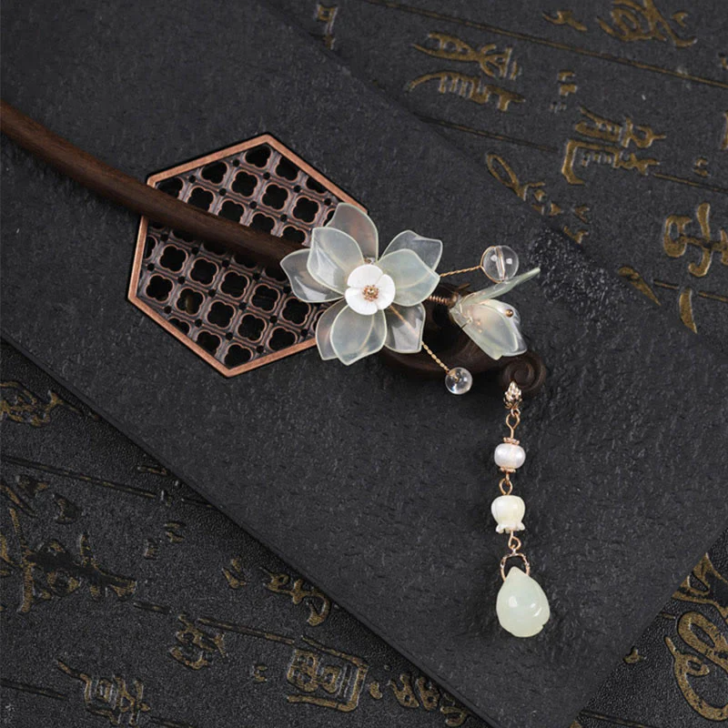Buddha Stones Ebony Jade Shell Magnolia Tassel Blessing Hairpin