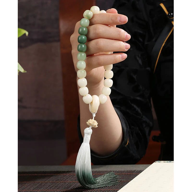 Buddha Stones Natural Gradient Bodhi Seed Fortune Money Bag Lotus Wisdom Tassel Wrist Mala