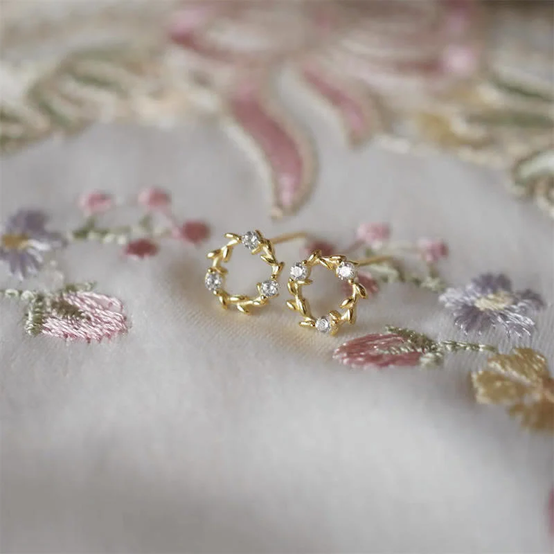 Buddha Stones 925 Sterling Silver Posts Copper Metal Tiny Wreath Stud Blessing Flower Earrings