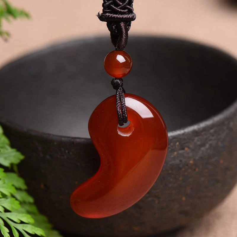 Buddha Stones Red Agate Green Agate Moon Pattern Confidence Calm Necklace