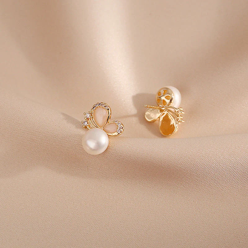 Buddha Stones 18K Gold Pearl Butterfly Love Freedom Stud Earrings