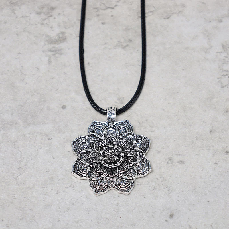 Buddha Stones Tibetan Lotus Blessing Necklace Pendant