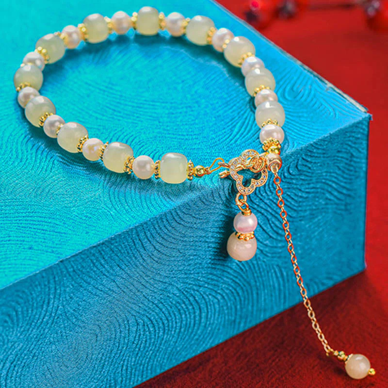 Buddha Stones Hetian Jade Pearl Alloy Four Leaf Clover Pendent Abundance Bracelet
