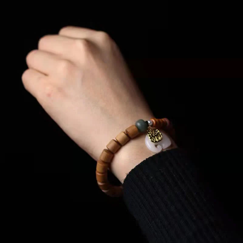 Buddha Stones Sandalwood Jade Elephant Protection Bracelet