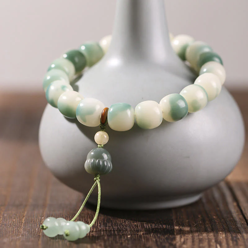 Buddha Stones Gradient Bodhi Seed Nine Tailed Fox Cat Paw Claw Pine Cone Peace Bracelet