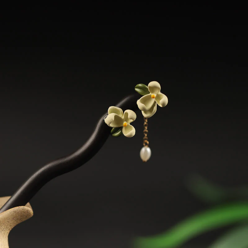 Buddha Stones Ebony Gardenia Tassel Courage Hairpin