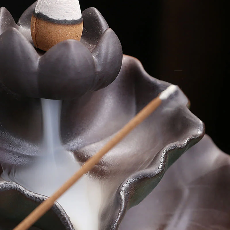 Buddha Stones Lotus Flower Leaf Frog Butterfly Pattern Healing Ceramic Incense Burner Decoration