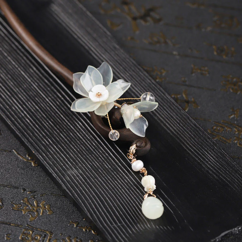 Buddha Stones Ebony Jade Shell Magnolia Tassel Blessing Hairpin