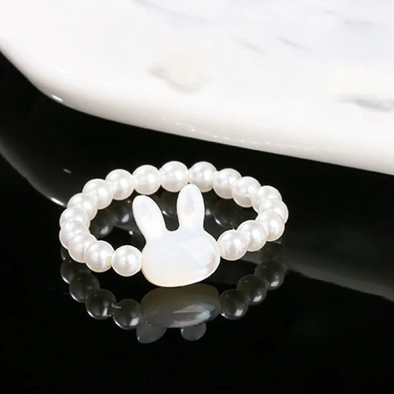 Buddha Stones 3mm Tridacna Stone Bead Rabbit Blessing Elastic Ring