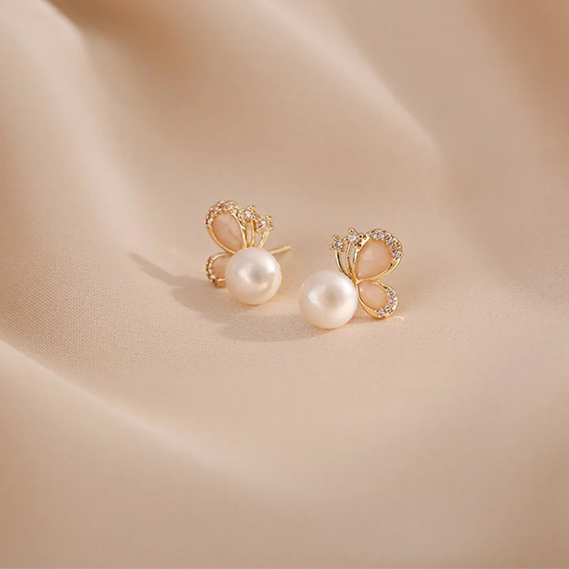 Buddha Stones 18K Gold Pearl Butterfly Love Freedom Stud Earrings