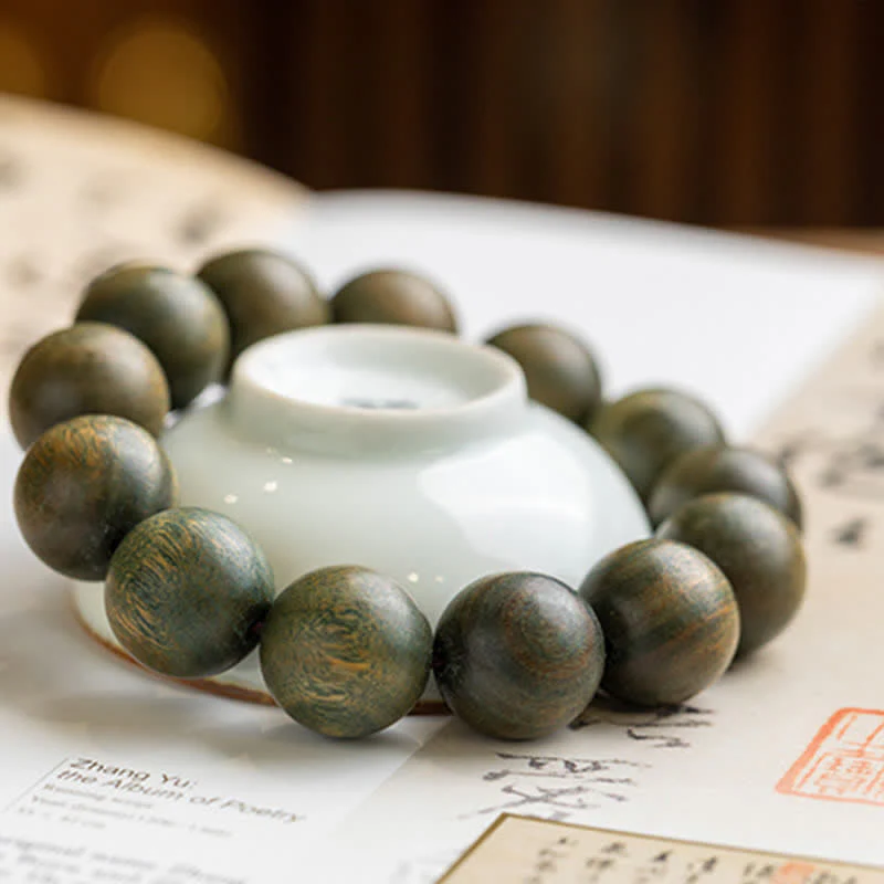Buddha Stones Tibetan Green Sandalwood Soothing Cure Bracelet