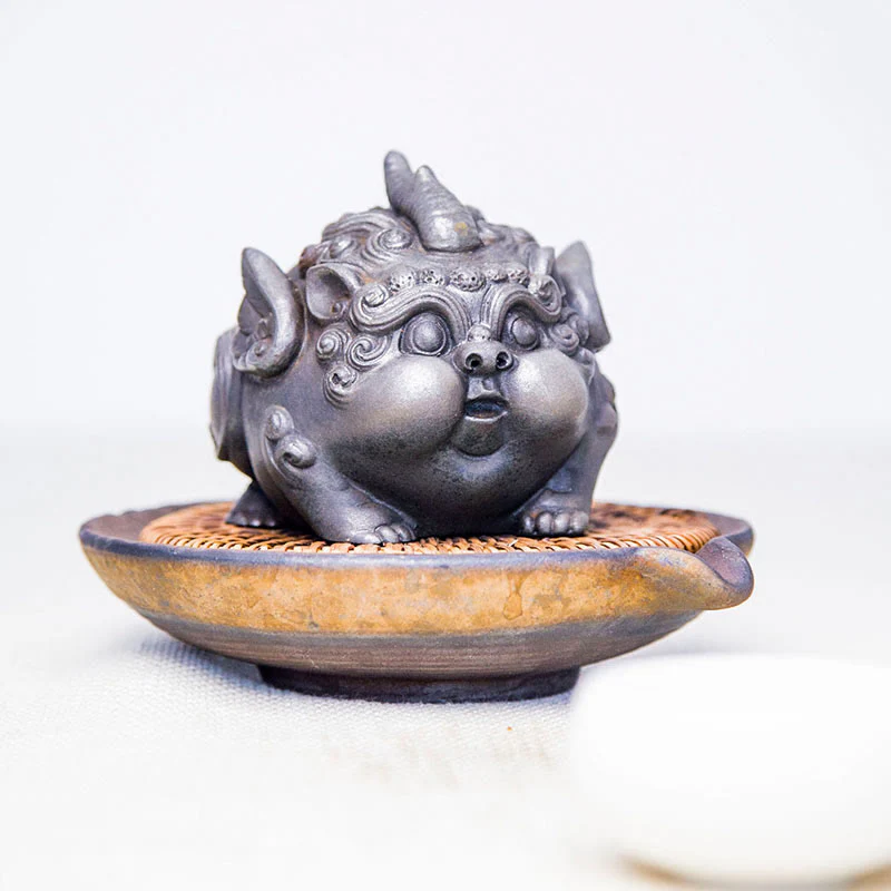 Buddha Stones Handmade Wealth PiXiu Iron Powder Rust Cast Resin Statue Home Decoration
