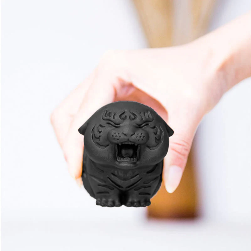 Buddha Stones Mini Cute Tiger Iron Powder Rust Cast Resin Statue Home Decoration