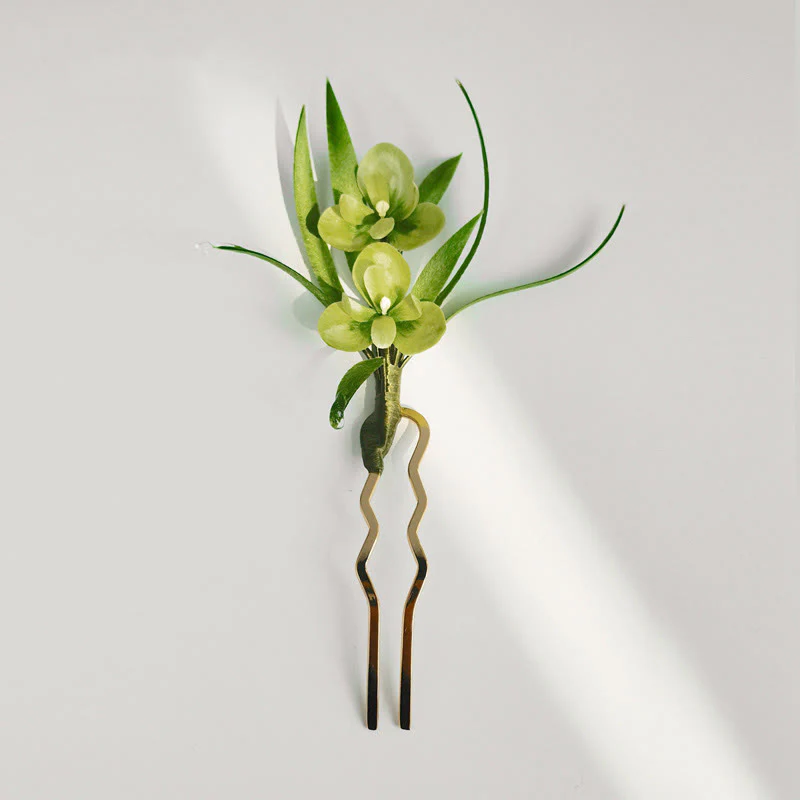 Buddha Stones Handmade Velvet Flower Mulberry Silk Green Flowers Leaves Brooch Hairpin