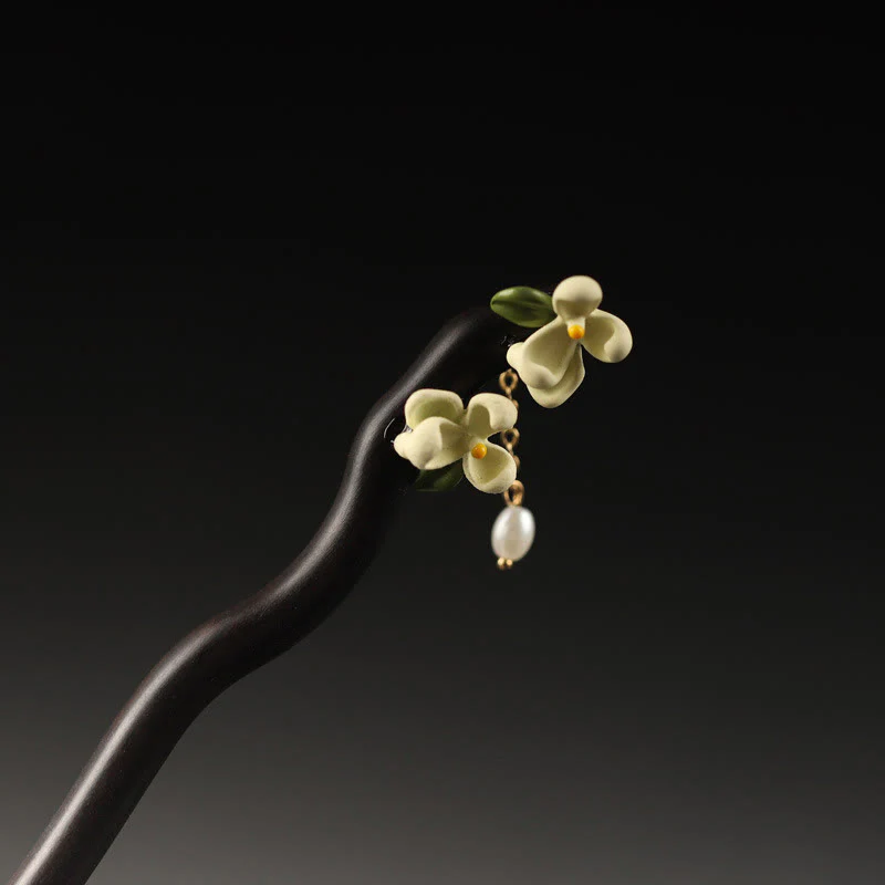 Buddha Stones Ebony Gardenia Tassel Courage Hairpin