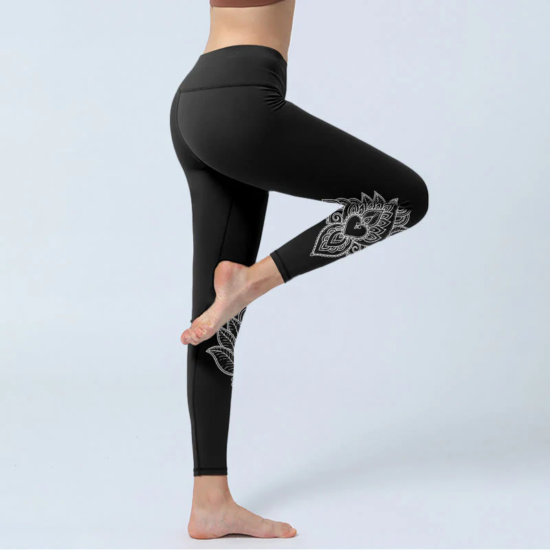 Buddha Stones Heart-shaped Petals Flowers Print Gym Leggings Women's Yoga Pants