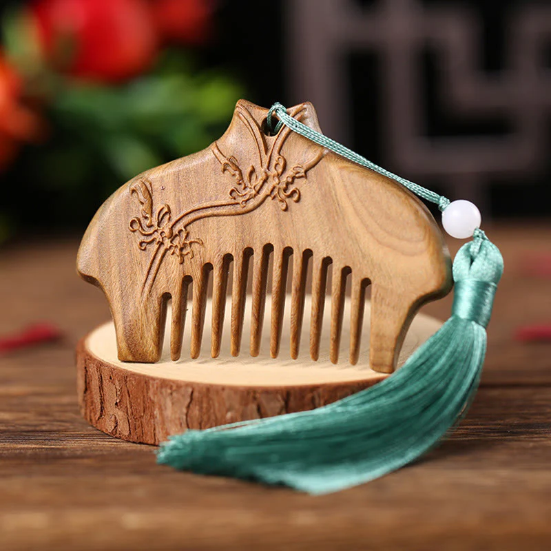 Buddha Stones Green Sandalwood Fox Peony Flower Lotus Engraved Cure Tassel Comb