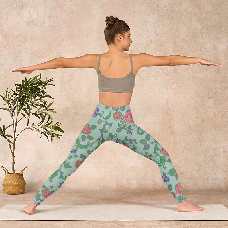 Buddha Stones Green Red Roses Green Leaves Print Gym Leggings Women's Yoga Pants