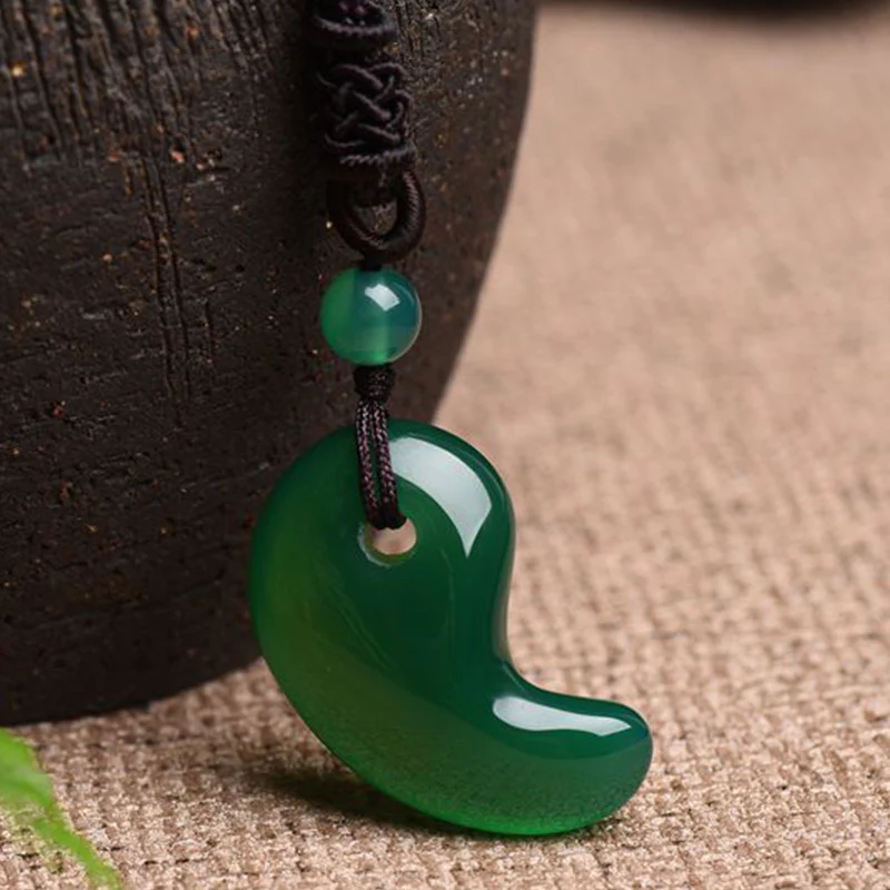 Buddha Stones Red Agate Green Agate Moon Pattern Confidence Calm Necklace